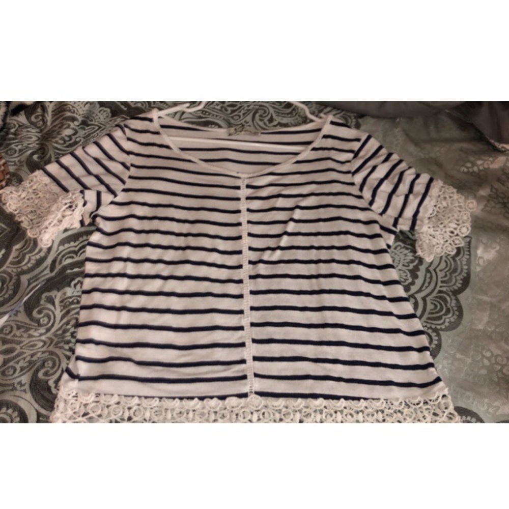 super cute top!